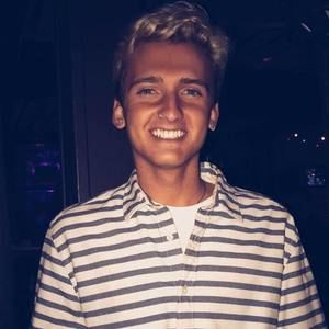 Meet your Posher, Jake